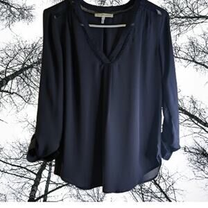 Heartloom XS long sleeve black flowy v neck woman's career wear blouse.